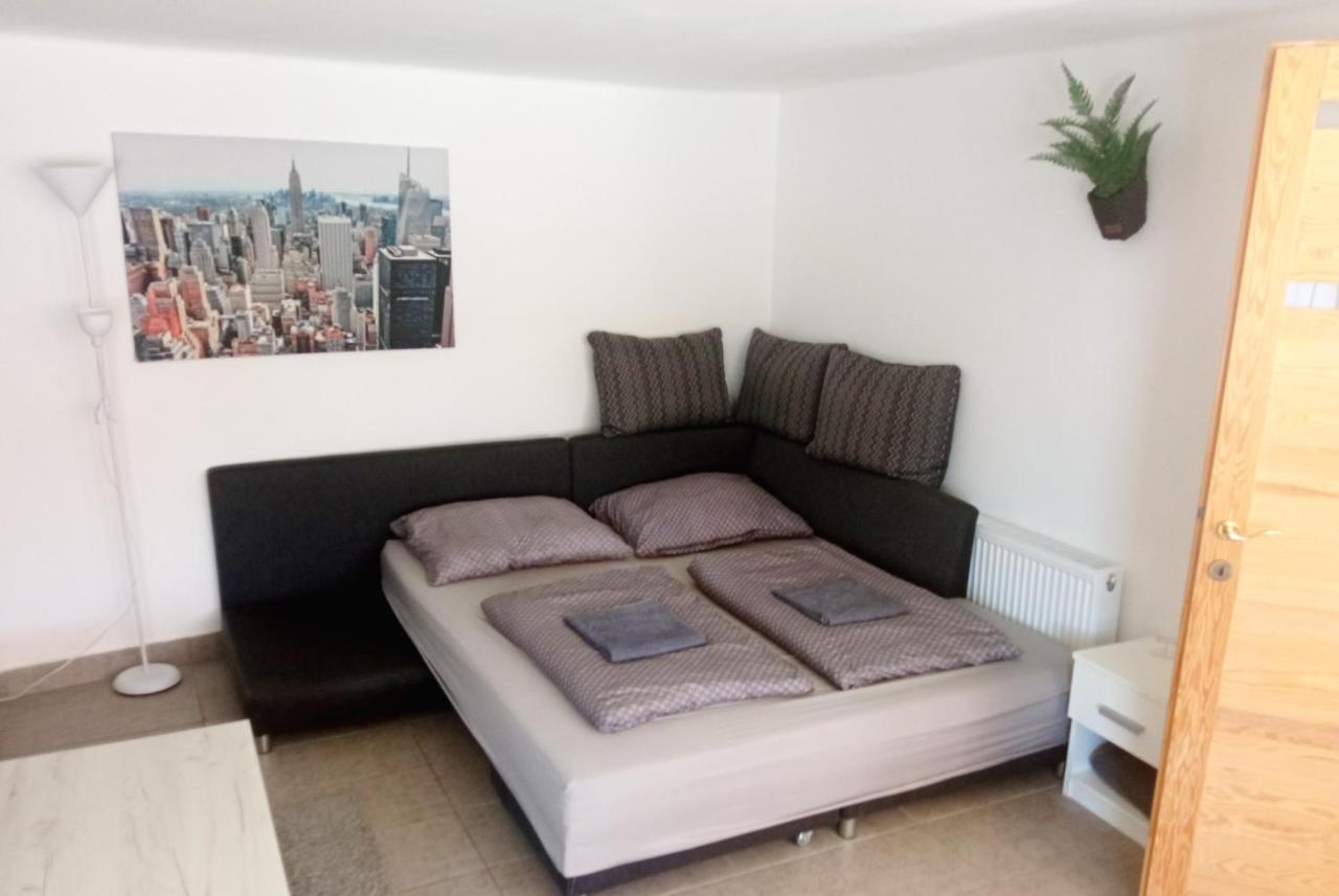 Csigahaz Apartman 佩奇 外观 照片