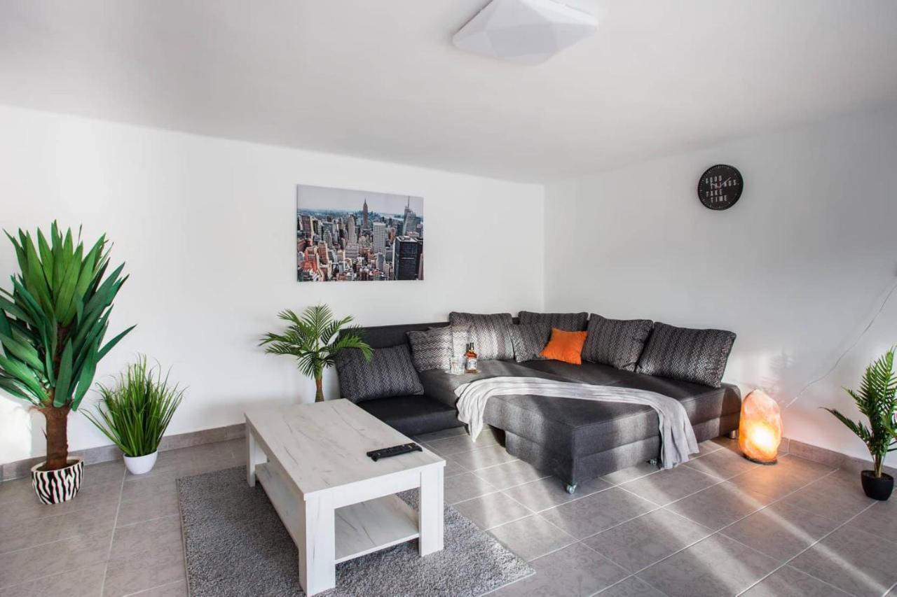 Csigahaz Apartman 佩奇 外观 照片